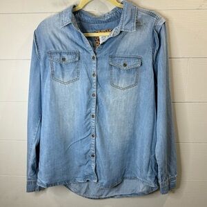 Good Hart by Matilda Jane Women’s Blue Chambray Button Up Top Size Medium